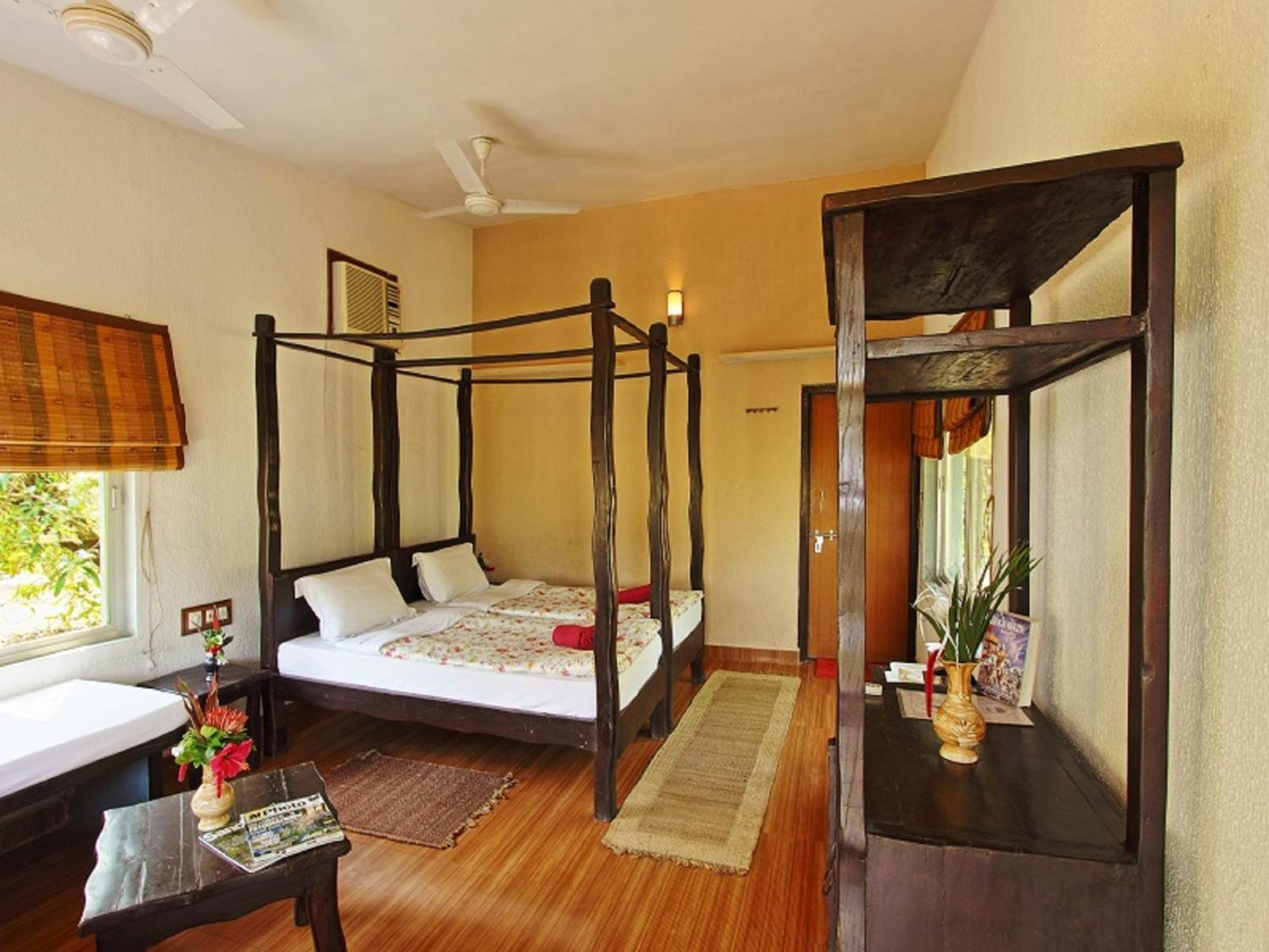 Gir Birding Lodge Гирский лес Экстерьер фото